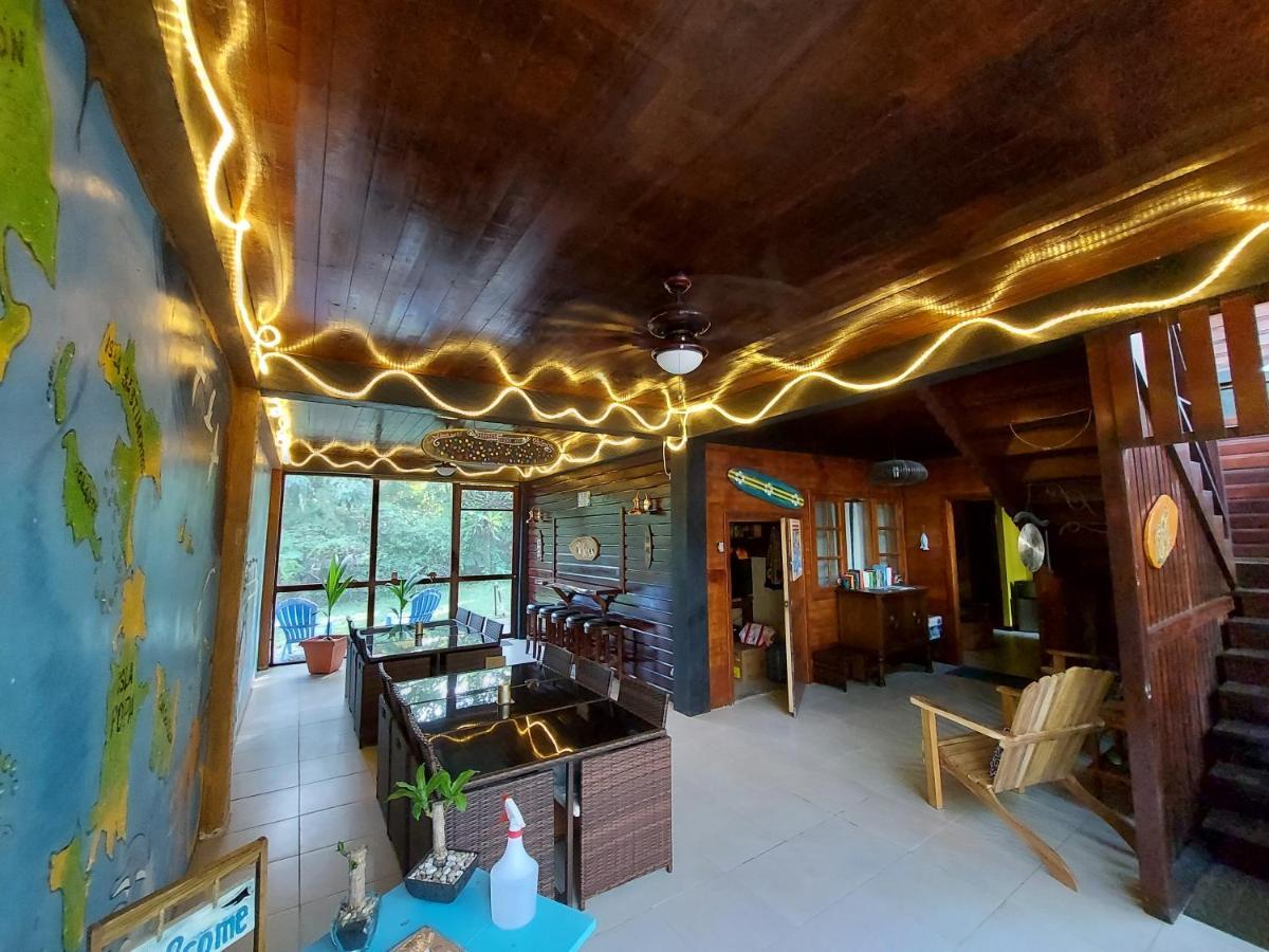 بوكاس تاون Casa Oceana Bed & Breakfast المظهر الخارجي الصورة